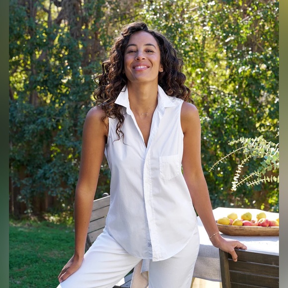 Frank & Eileen Tops - Frank & Eileen Fiona Sleeveless Button Up Shirt White Size XS